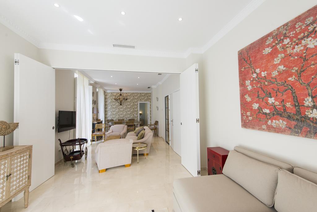 Apartamento Living By Cathedral Sevilla Exterior foto