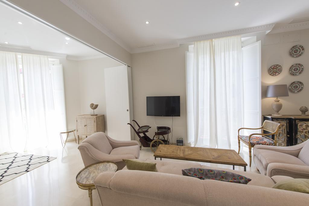 Apartamento Living By Cathedral Sevilla Exterior foto